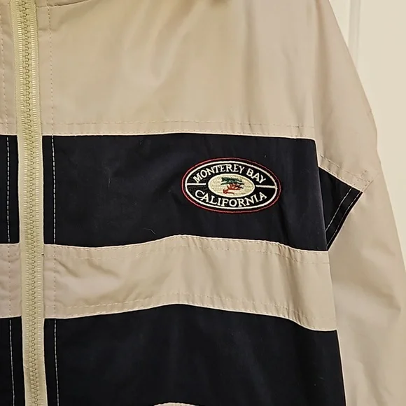 CHENERAL REVERSIBLE Monterey Bay coat jacket- L